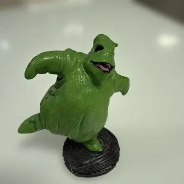 오기 그린 컬러 피규어 스탠드 포함