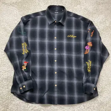 새상품급 엑스라지 옴브레 체크 셔츠 XL 플란넬 블랙 자수 로고