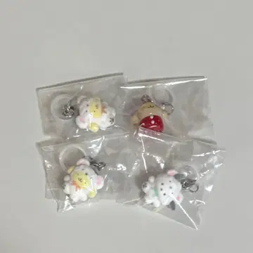 산리오 메지루시 액세서리 복슬복슬 스노우 딸기