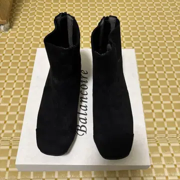 Balancoire 스웨이드 숏부츠 블랙