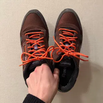 Reebok bott 스니커즈