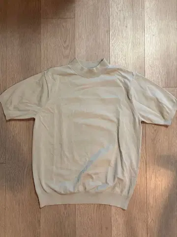 유나이티드 애로우즈 숏 슬리브 모크넥 반팔 니트