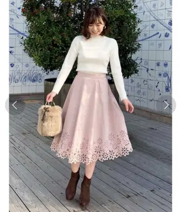 택 포함 미사용 새상품 플레어 롱 스커트 꽃무늬 레이스 핑크