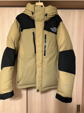 2024 가을/겨울 모델 THE NORTH FACE 발트로 라이트 자켓