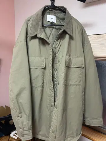 H&M 퀼팅 자켓 L 사이즈 카키