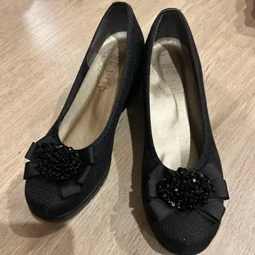 FIRST CONTACT 블랙 플랫슈즈 22.5