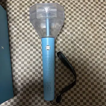 TREASURE 응원봉 LIGHT STICK