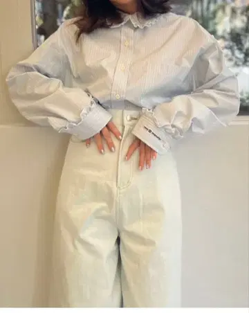 [새상품급] petal melow frill shirt 블루