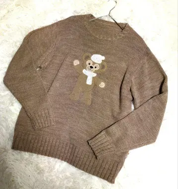 더피 자수 니트 스웨터 디즈니씨