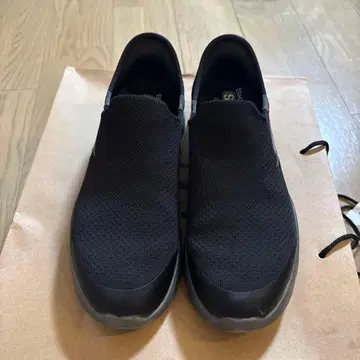 SKECHERS Slip-Ins 블랙 스니커즈 26cm