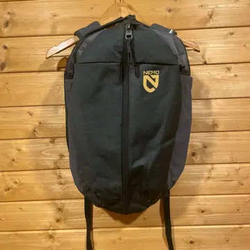 NEMO 블랙 백팩