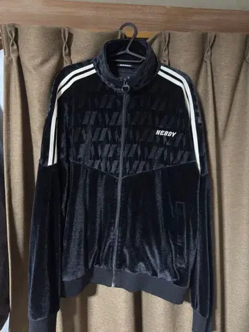 NERDY 벨로아 집업 저지 M 블랙