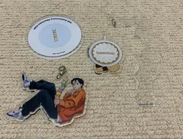 아크릴 스탠드 남성 캐릭터 약 10cm