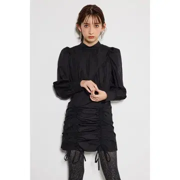 [ rienda ] 뷔스티에 디자인 드로우 스트링 미니 원피스