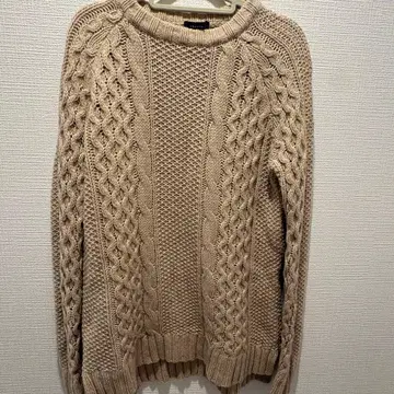 theory 베이지 케이블 니트 스웨터