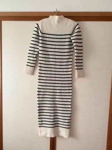 Whim Gazette 보더 울 니트 롱 하이넥 원피스