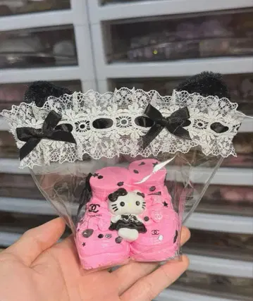 키티 신발 스퀴즈