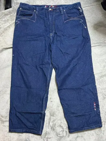 attitude 오버 사이즈 데님 배기 팬츠 자수 B계 구제 의류