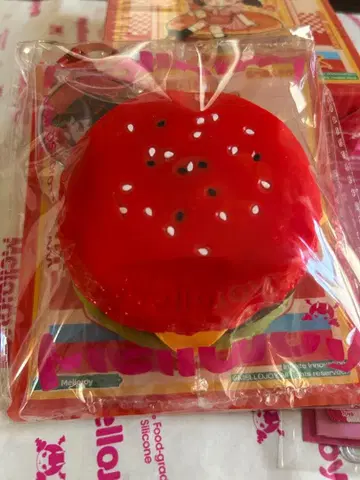 mellojoy 햄버거 레드퀸버거 멜로조이 스퀴즈