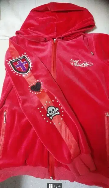 Dance With Dragon 빨간색 후드티 사이즈 2