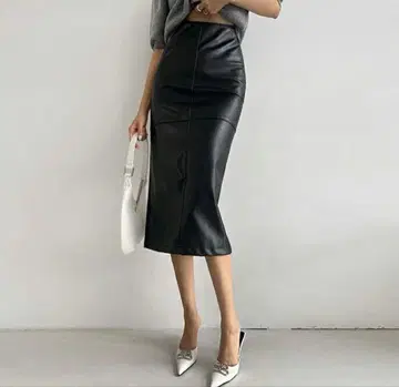 [새상품] 인조 가죽 스커트 M 사이즈