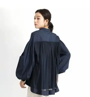 그랜터블 백 튤 벌룬 슬리브 칼라 셔츠 상의 블라우스