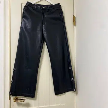 HARE 블랙 가죽 와이드 팬츠 사이드 링 S