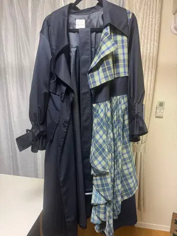 레이디 아젤 비대칭 트렌치코트 네이비 체크 원피스