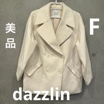 새상품급 dazzlin 화이트 깨끗한 아이보리 코트