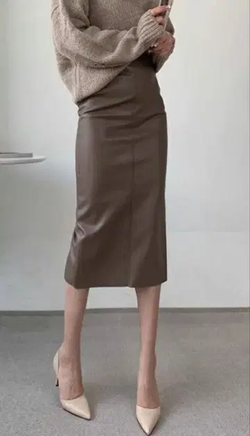 [ 새상품 ] 인조 가죽 타이트 스커트