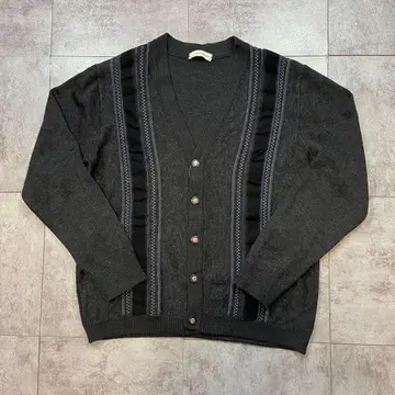 유로 빈티지 ORLANDI 스웨이드 절개 자수 니트 가디건