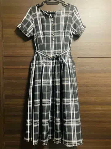 an another angelus 키넥 칼라 택 원피스 새상품급