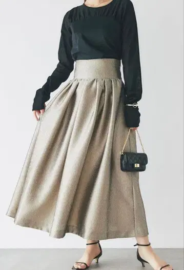 La boutique BonBon 메탈 자카드 백 레이스업 스커트