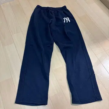 NEW ERA 뉴욕 양키스 스웨트 팬츠