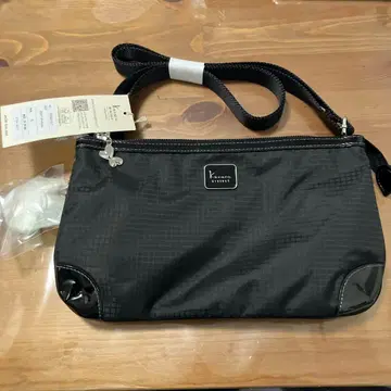 Kanana Project 블랙 숄더백 26 x 14 x 4cm