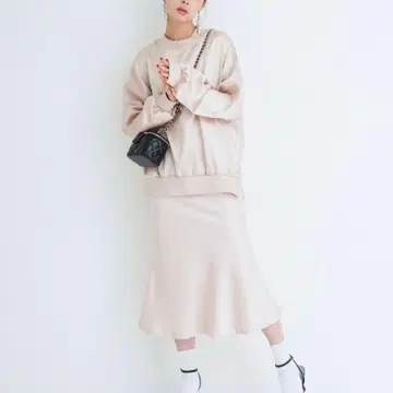 Narcissus 새틴 플레어 롱 스커트