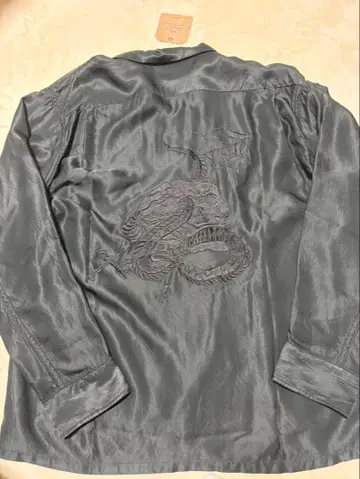 동양 엔터프라이즈 GOLD 자수 셔츠 M 미사용 택 포함