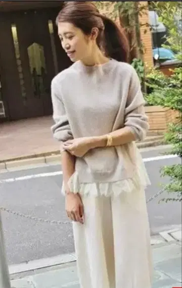 이에나 IENA 하이넥 양 골지 밑단 레이스 풀오버