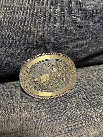 토니 라마 벨트 버클