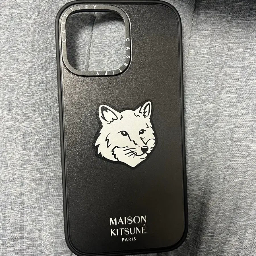 Galaxy S25 Maison Kitsune Casetify Case on Bunjang Global Site.