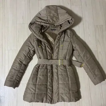 MAITRESSE 베이지 후드 부착 다운 자켓 사이즈 9 M 사이즈