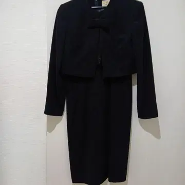 7호 블랙 원피스 수트 보타이 포함