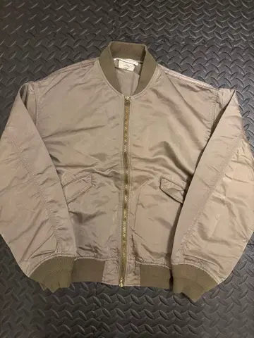 MUSEdeDeuxiemeClasse 레 리프 사이드 집 MA-1