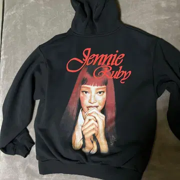 블핑 제니 BERSHKA XS 후드티