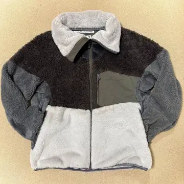 새상품급 화이트 마운티니어링 WM2043520 플리스 보아 하이넥 블루종