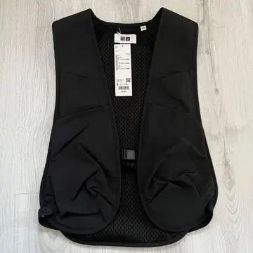 [새상품] UNIQLO U 유틸리티 베스트 S 블랙 유니클로 U