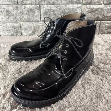 버켄스탁 파사데나 별주 에나멜 부츠 패턴트 레더 레어