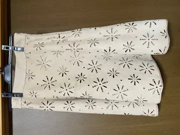 proportion 꽃무늬 베이지 스커트