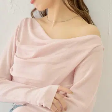 Chico 니트 스웨터 원숄더 드레이프 리브 니트