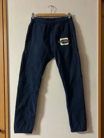 BEAMS 네이비 스웨트 팬츠 M 사이즈